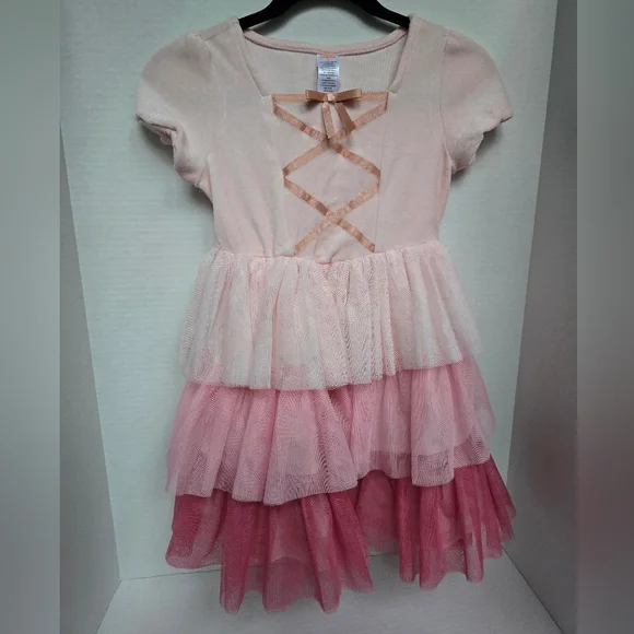 Pink Tiered Princess Style Dress 8 Girls - Picture 3 of 8
